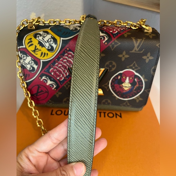 🎀 LOUIS VUITTON Epi Monogram Kabuki Twist Shoulder Bag MM Green - Picture 16 of 17